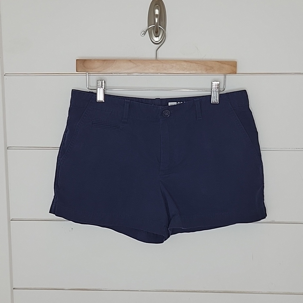 GAP size 6 regular navy blue short cotton shorts